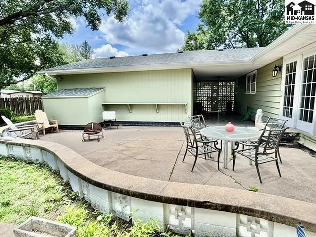 700 N Hartup Street Mcpherson KS 67460
