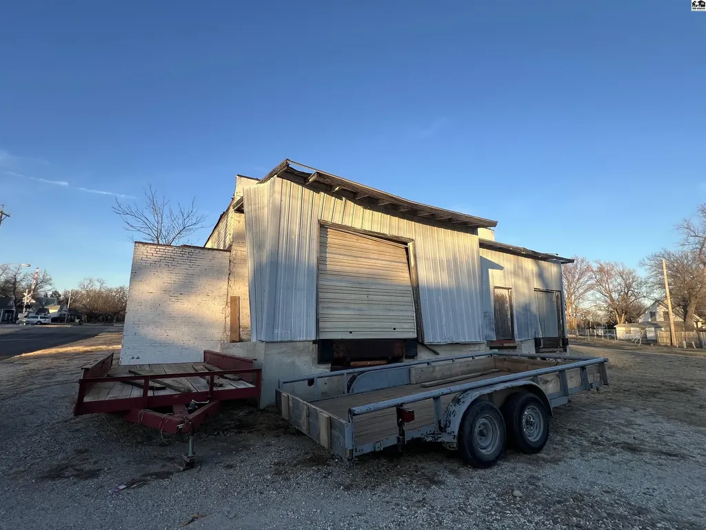310 N Oak Street Mcpherson KS 67460