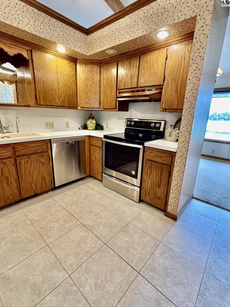 1235 Frontier Road Mcpherson KS 67460