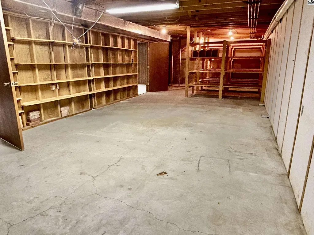 1235 Frontier Road Mcpherson KS 67460