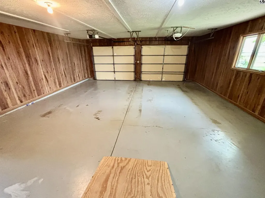 1235 Frontier Road Mcpherson KS 67460