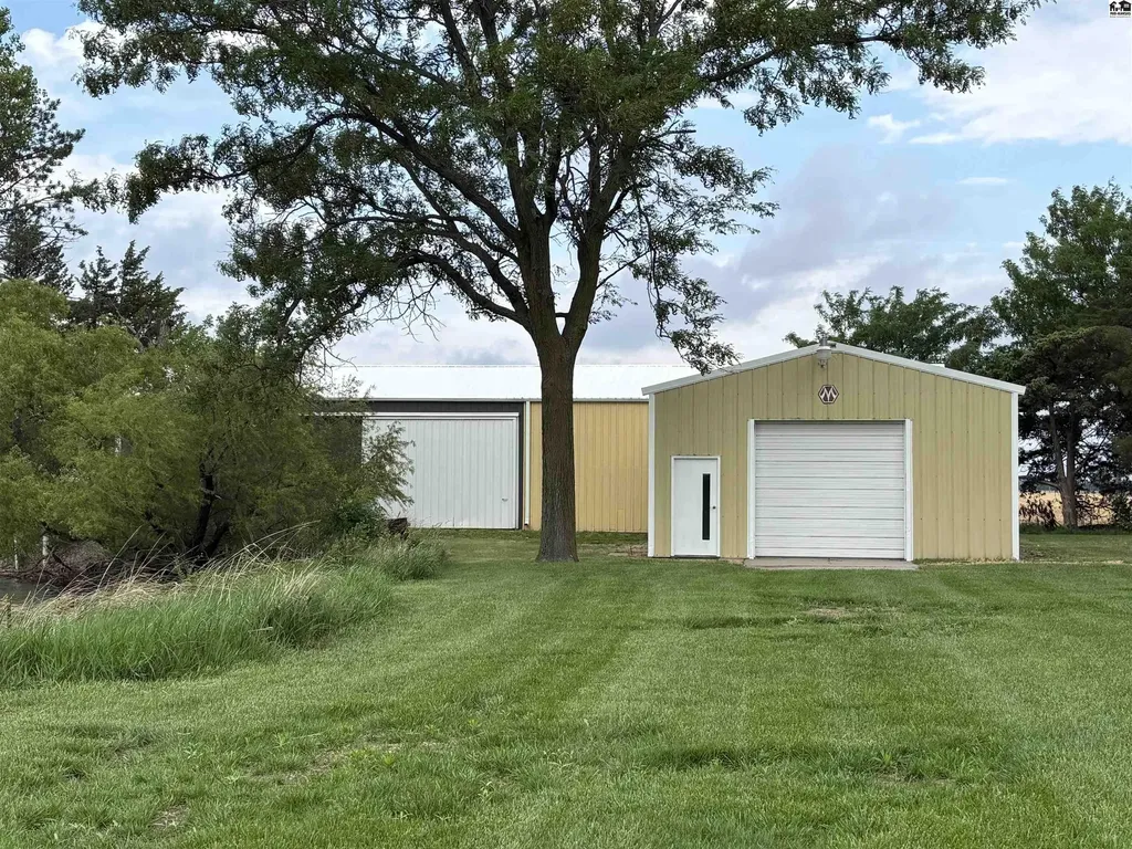 1235 Frontier Road Mcpherson KS 67460