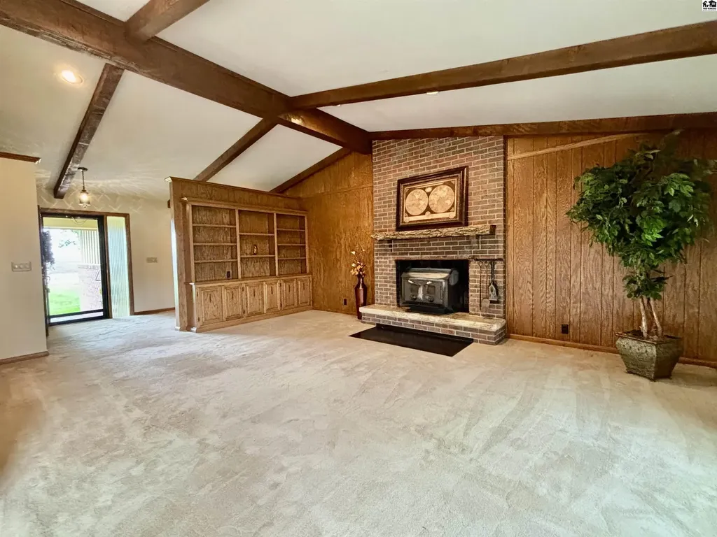 1235 Frontier Road Mcpherson KS 67460