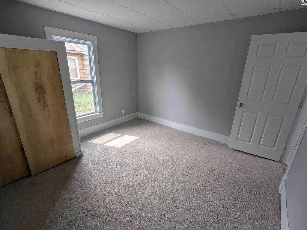 618 W 17th Avenue Hutchinson KS 67501