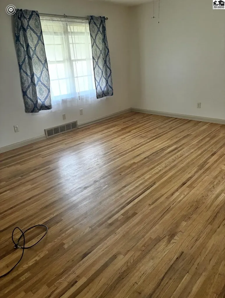 1325 E 8th Avenue Hutchinson KS 67501