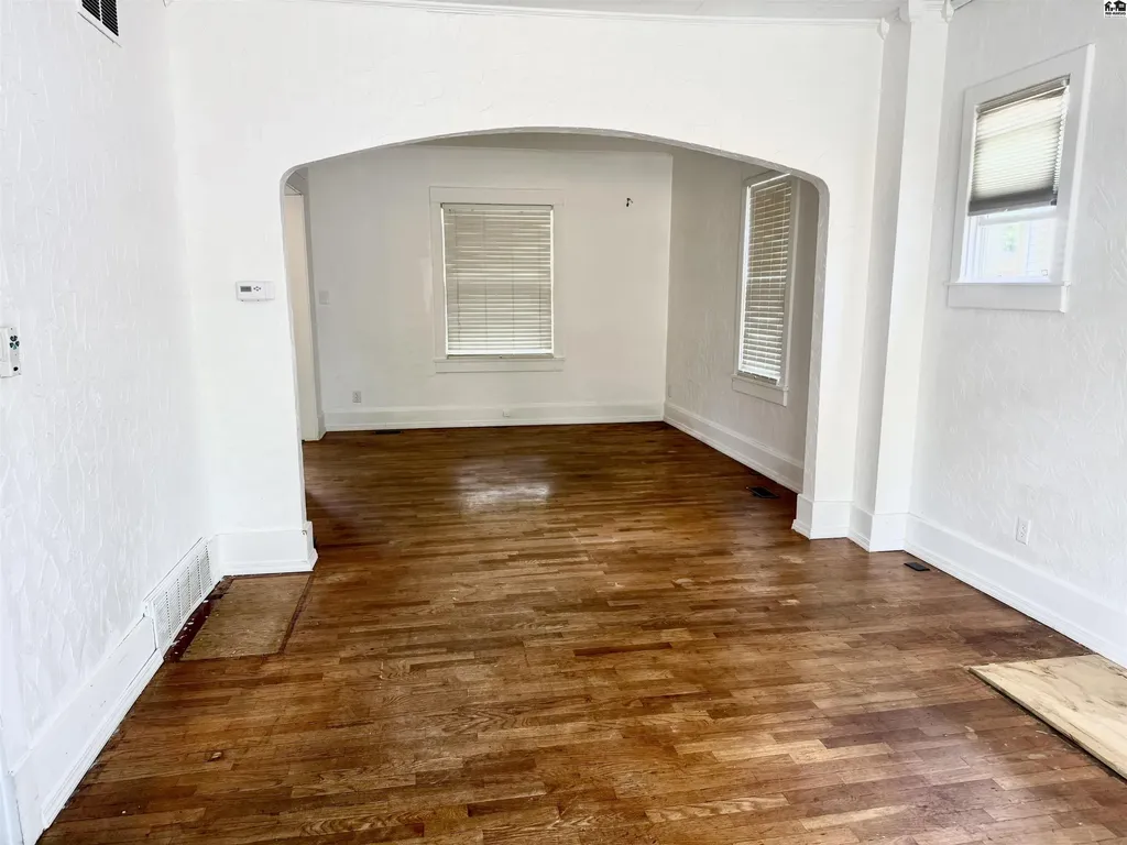519 E Eliazabeth Street Mcpherson KS 67460