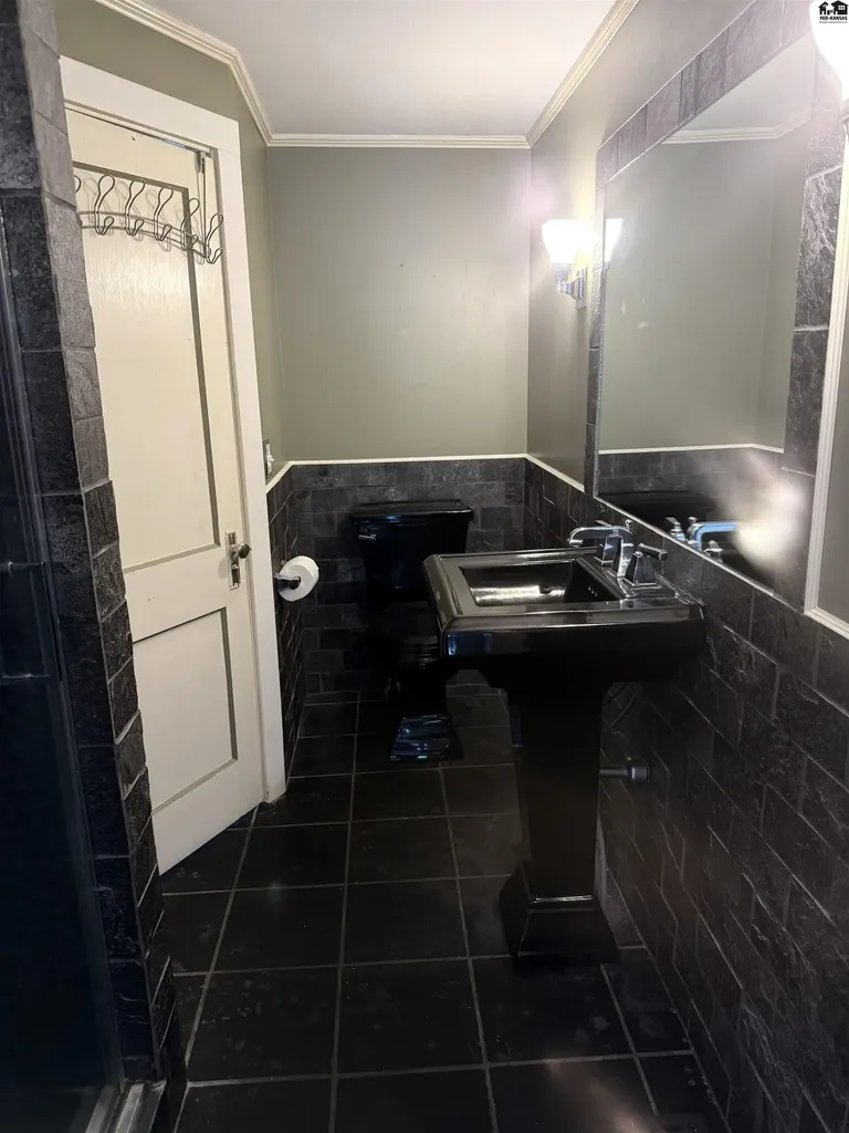 519 E Eliazabeth Street Mcpherson KS 67460