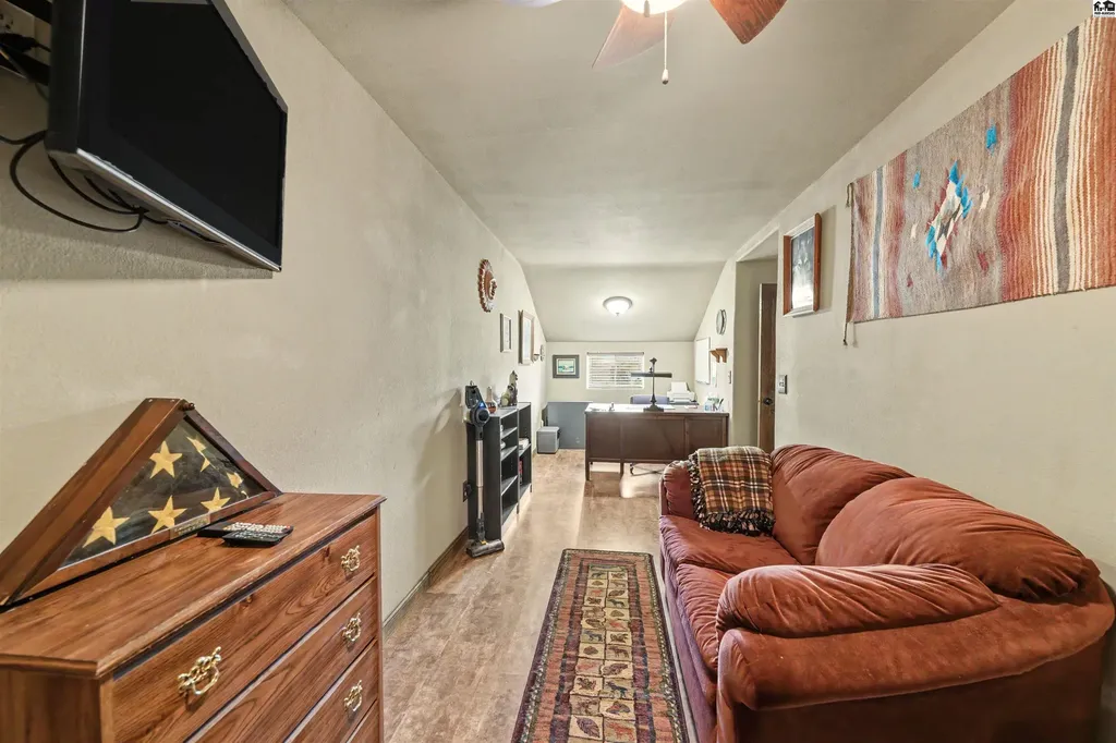 31 Campbell Road Marquette KS 67464