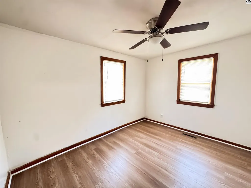 616 E Avenue C Hutchinson KS 67501