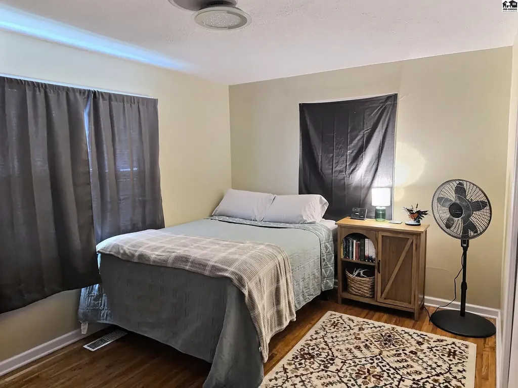 616 W 19th Avenue Hutchinson KS 67502