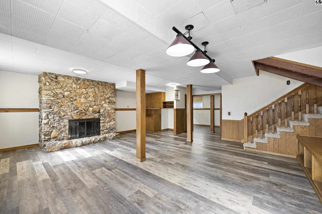 5 Juanita Street South Hutchinson KS 67505
