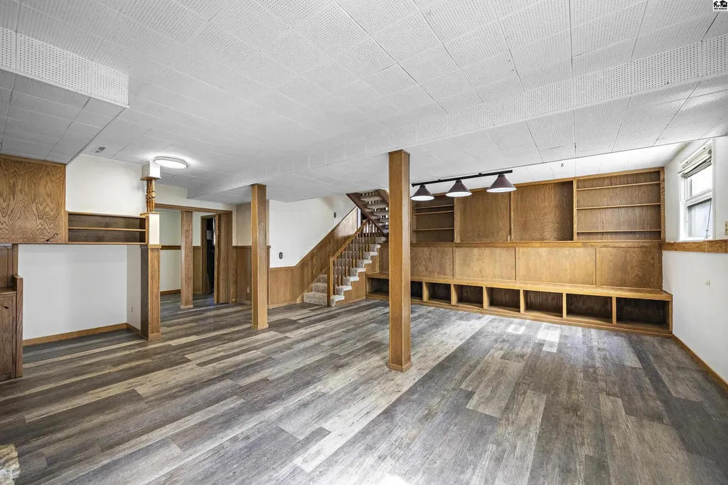 5 Juanita Street South Hutchinson KS 67505