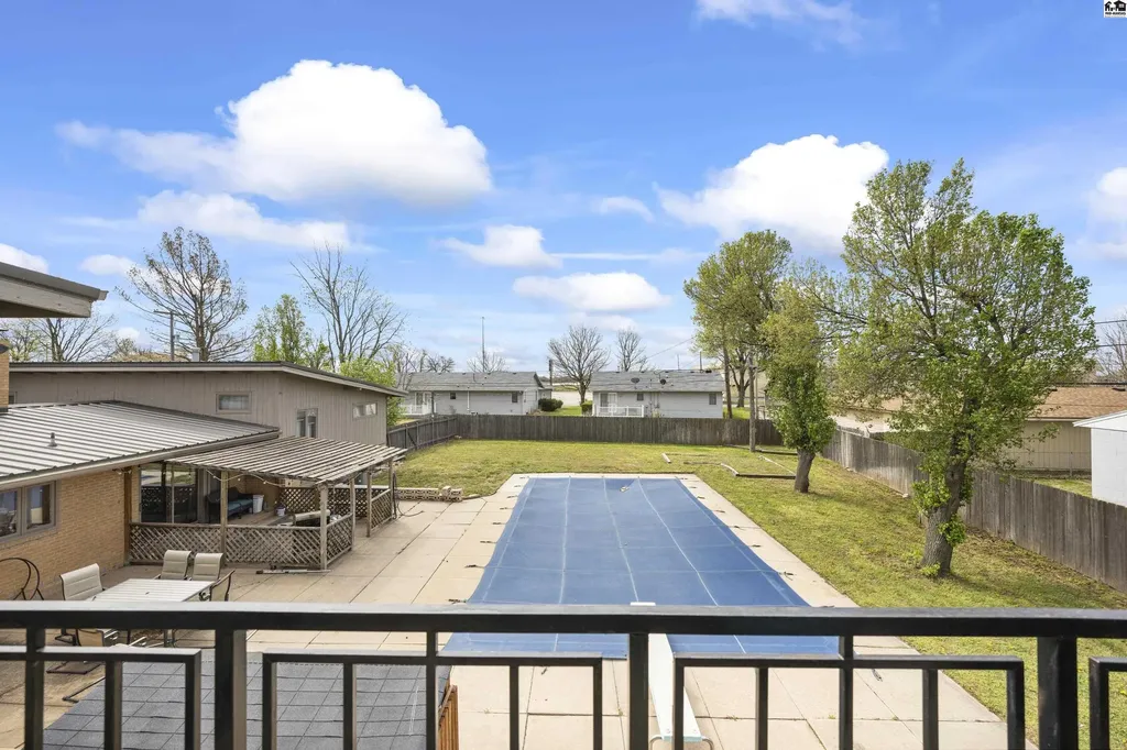 5 Juanita Street South Hutchinson KS 67505