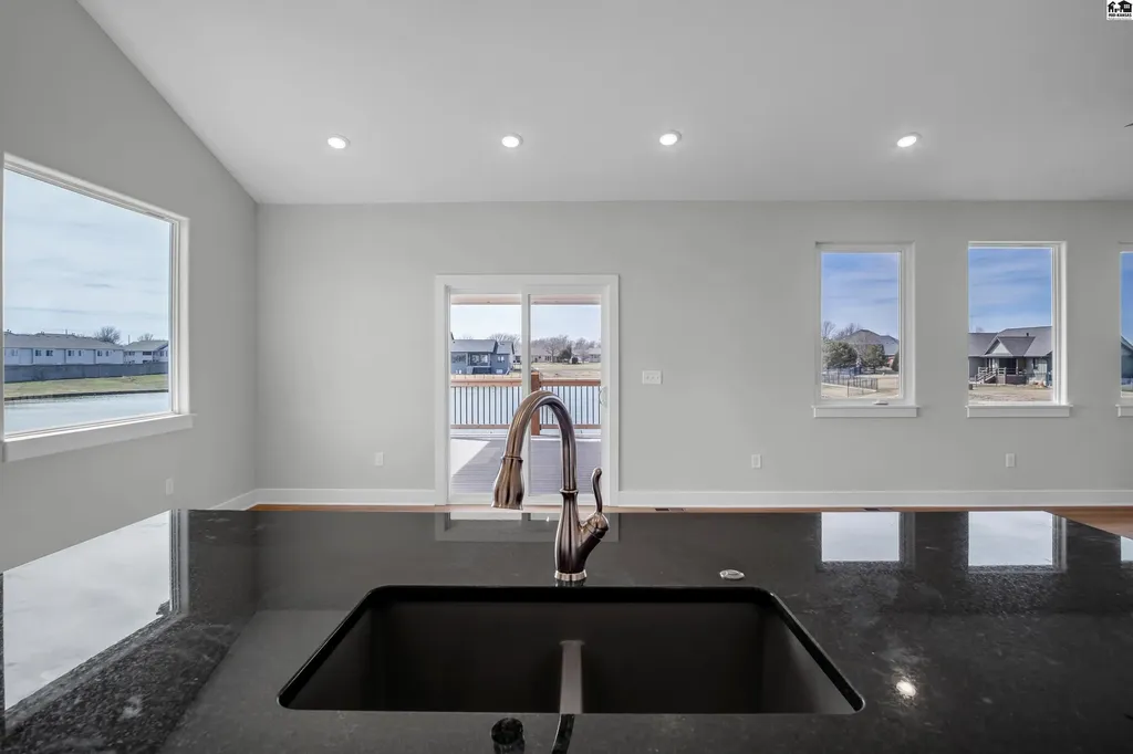 1651 Sonora Drive Mcpherson KS 67460
