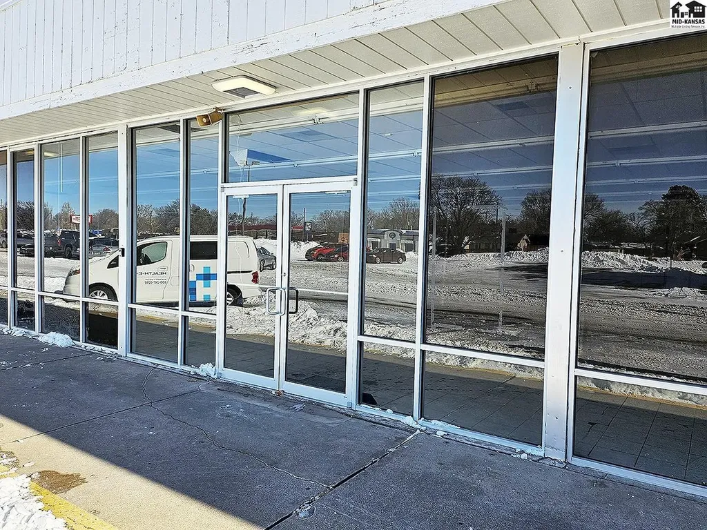 1314 N Main Street Mcpherson KS 67460