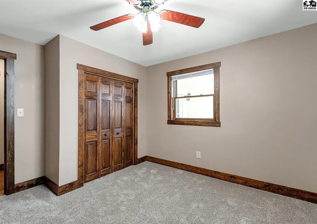 5517 E 17th Avenue Hutchinson KS 67501