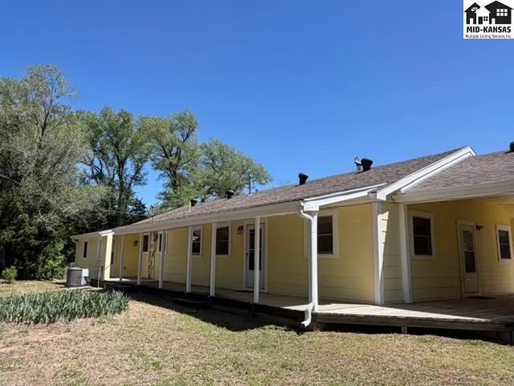 5517 E 17th Avenue Hutchinson KS 67501