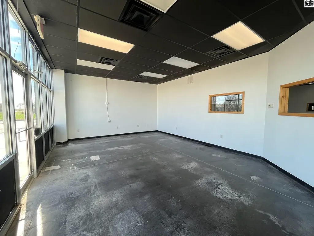 210 S Centennial Drive Mcpherson KS 67460