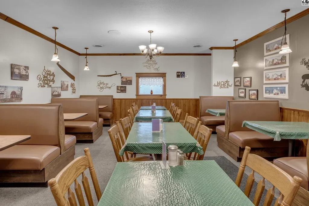 6803 W Highway K61 Hutchinson KS 67501