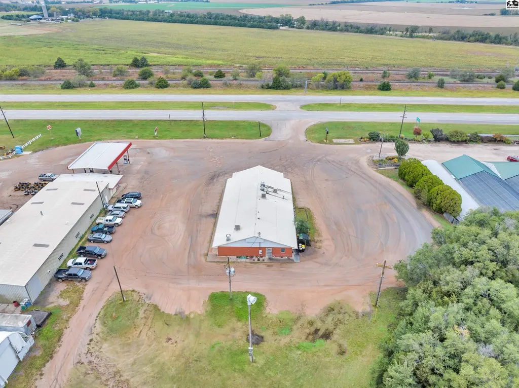 6803 W Highway K61 Hutchinson KS 67501