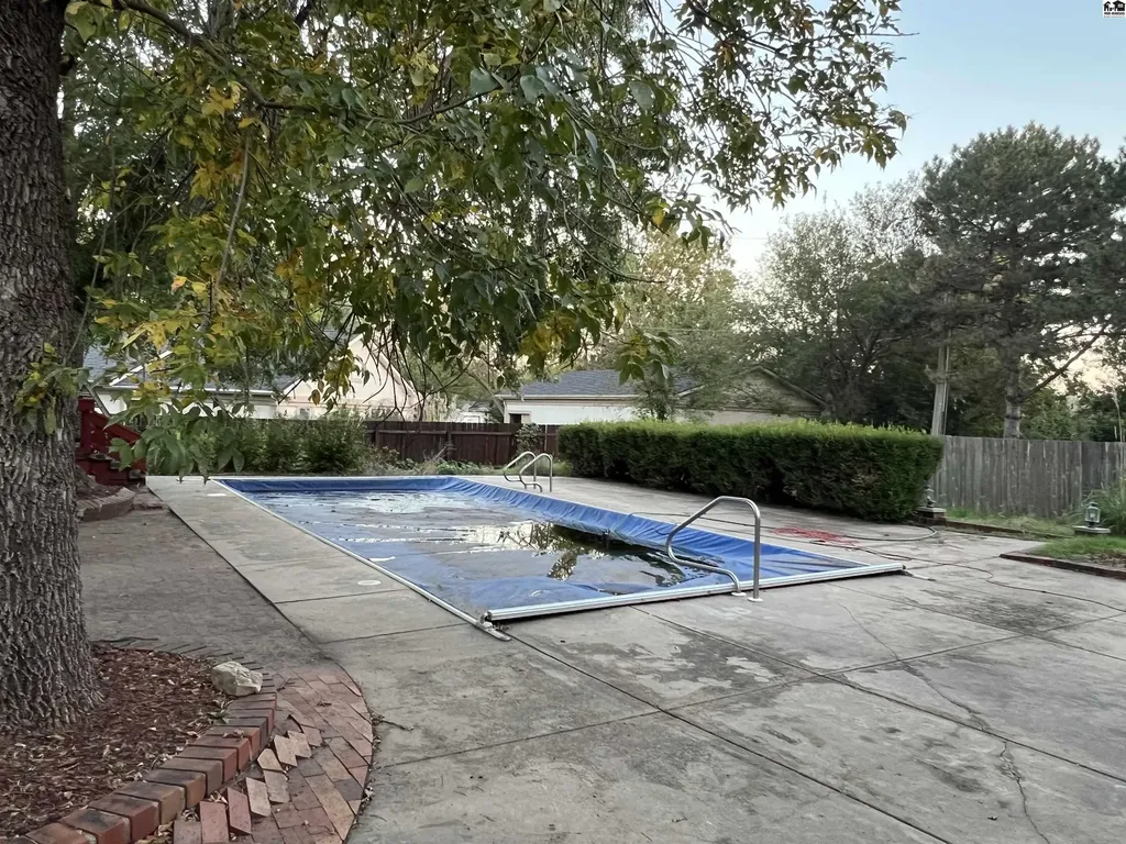1224 Countryside Drive Mcpherson KS 67460