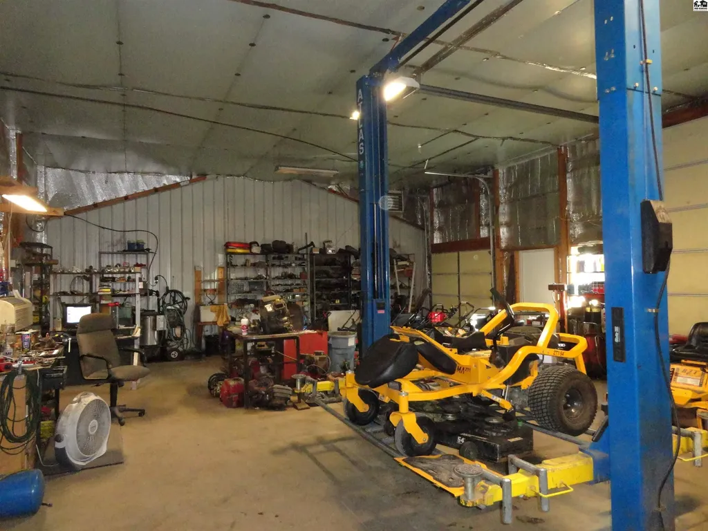 429 N Hwy 81 Bypass Mcpherson KS 67460