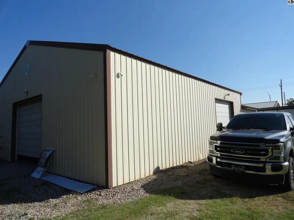 429 N Hwy 81 Bypass Mcpherson KS 67460