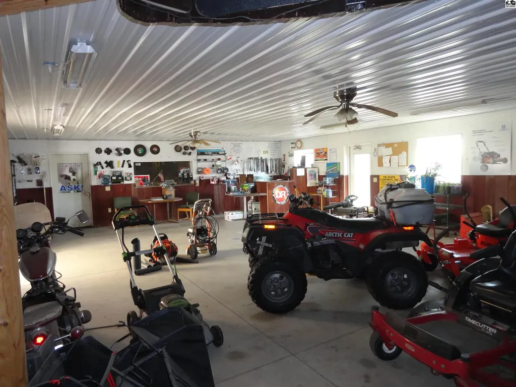 429 N Hwy 81 Bypass Mcpherson KS 67460