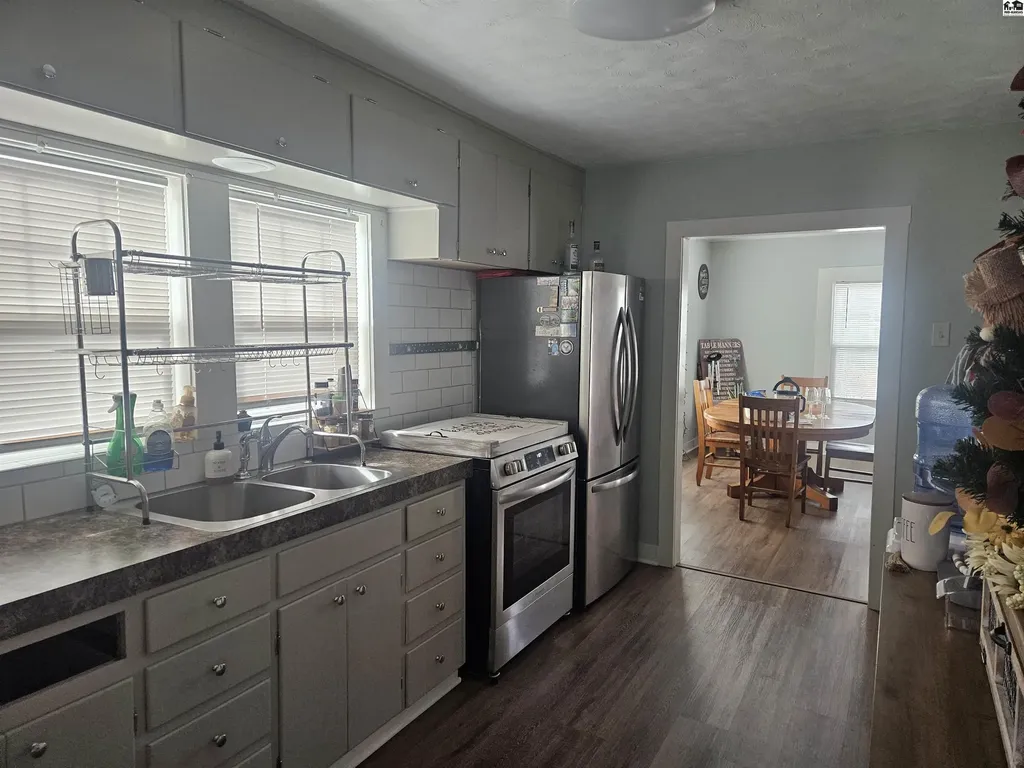 806 N Wheeler Street Mcpherson KS 67460