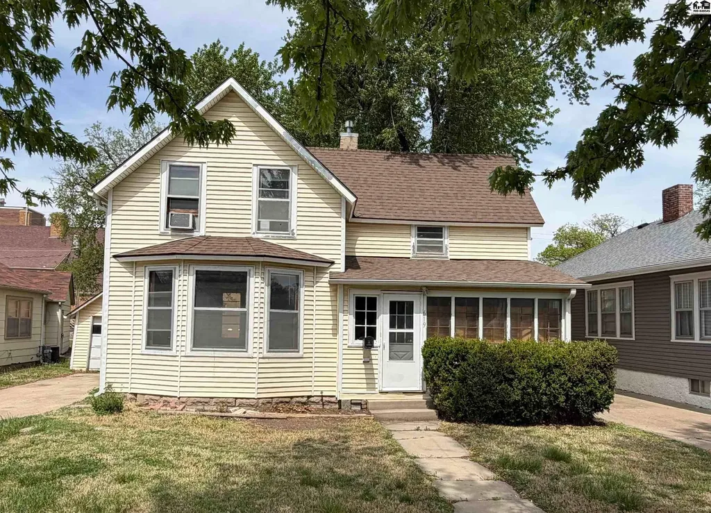 619 E Kansas Avenue Mcpherson KS 67460-0000