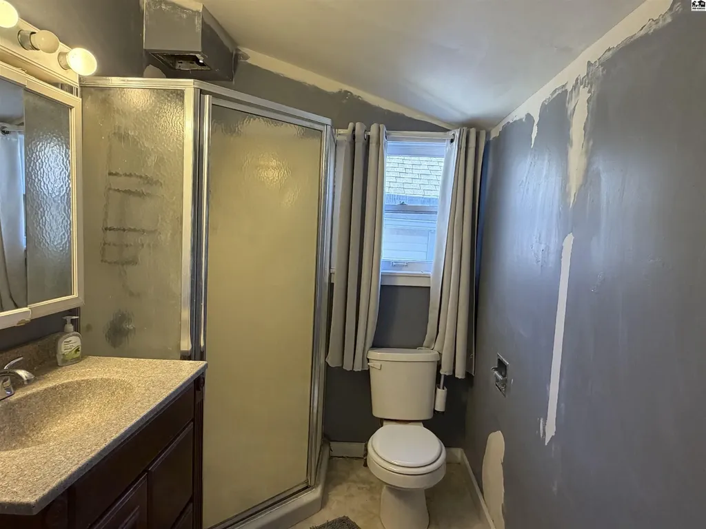 619 E Kansas Avenue Mcpherson KS 67460-0000