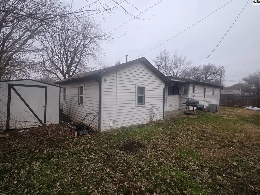 918 S Sedgwick Street Wichita KS 67213