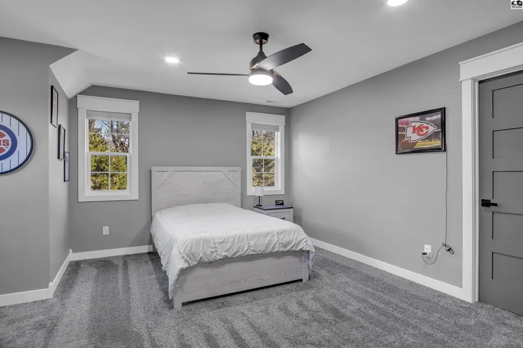10606 Wildwood Drive Hutchinson KS 67502