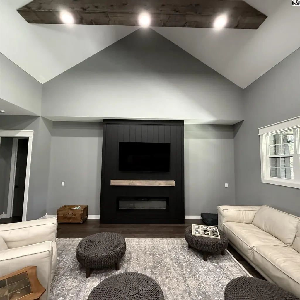 10606 Wildwood Drive Hutchinson KS 67502