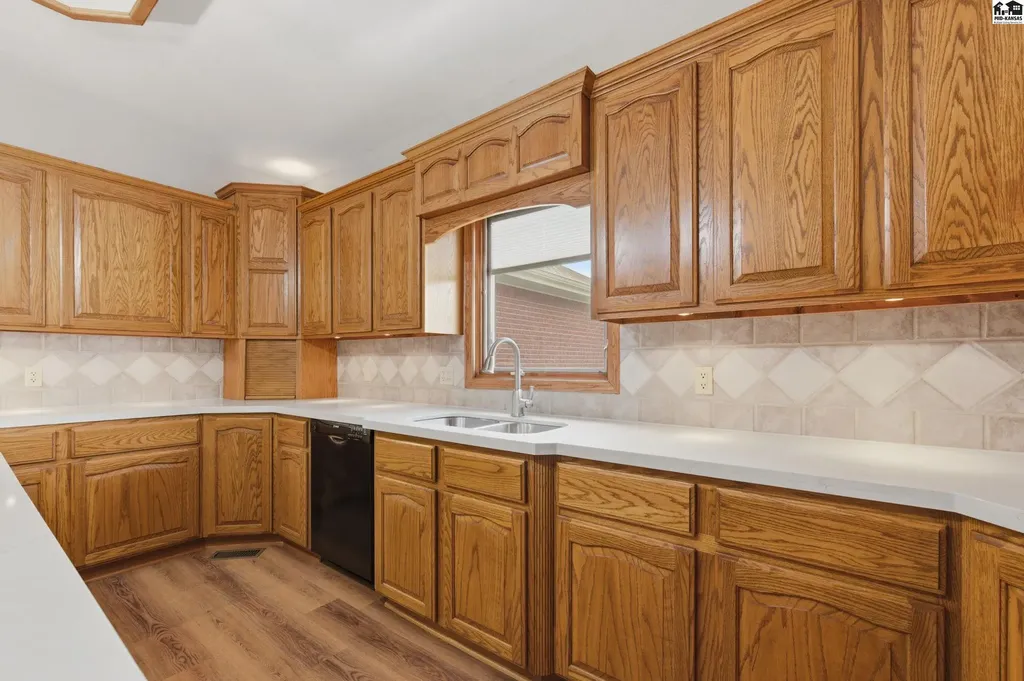 432 N Washington Street Cheney KS 67025