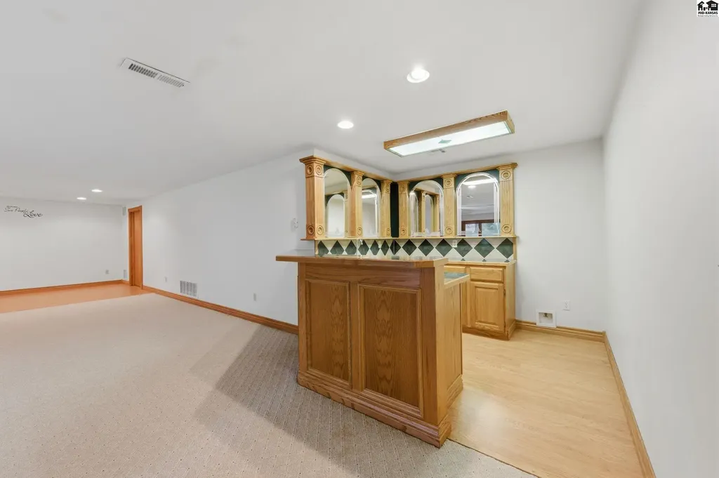 432 N Washington Street Cheney KS 67025
