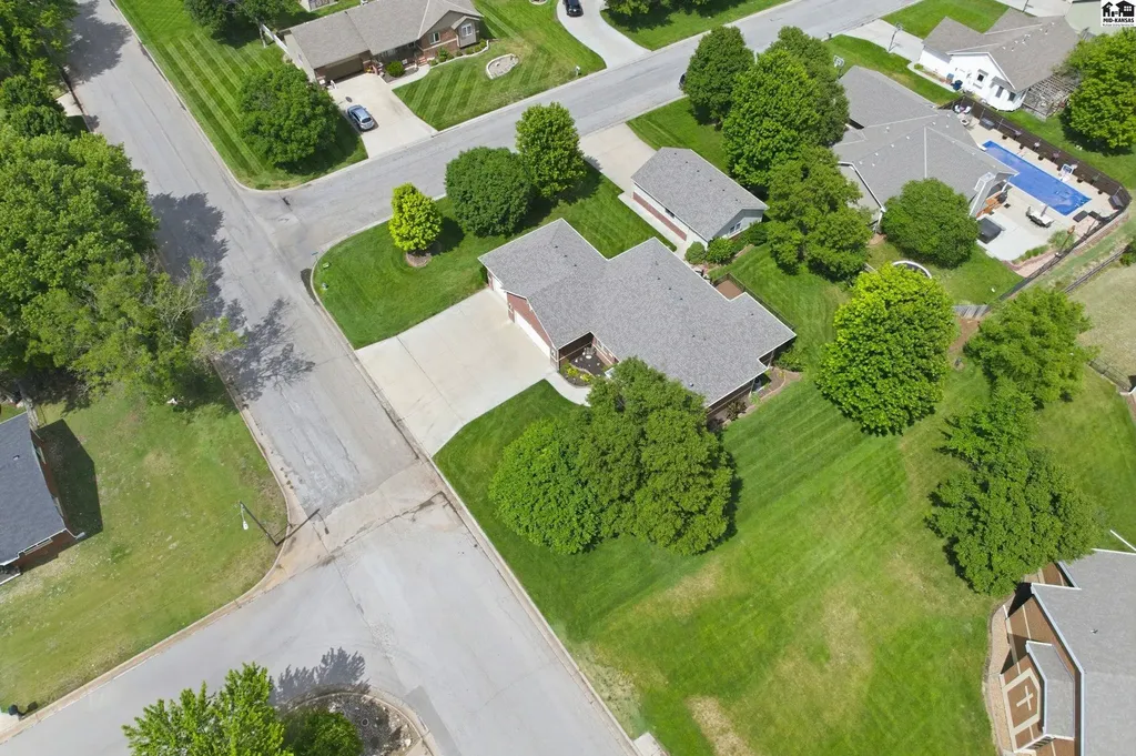 432 N Washington Street Cheney KS 67025