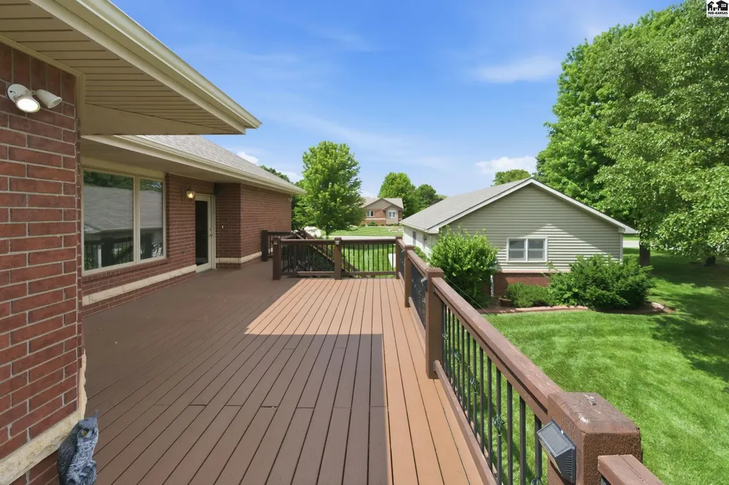 432 N Washington Street Cheney KS 67025
