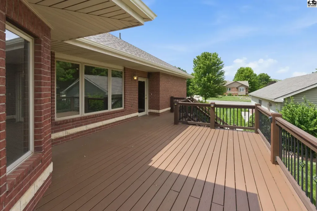 432 N Washington Street Cheney KS 67025