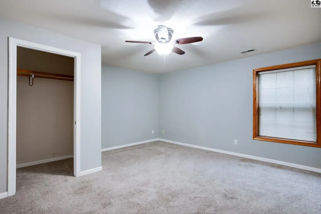 611 E 41st Avenue Hutchinson KS 67502