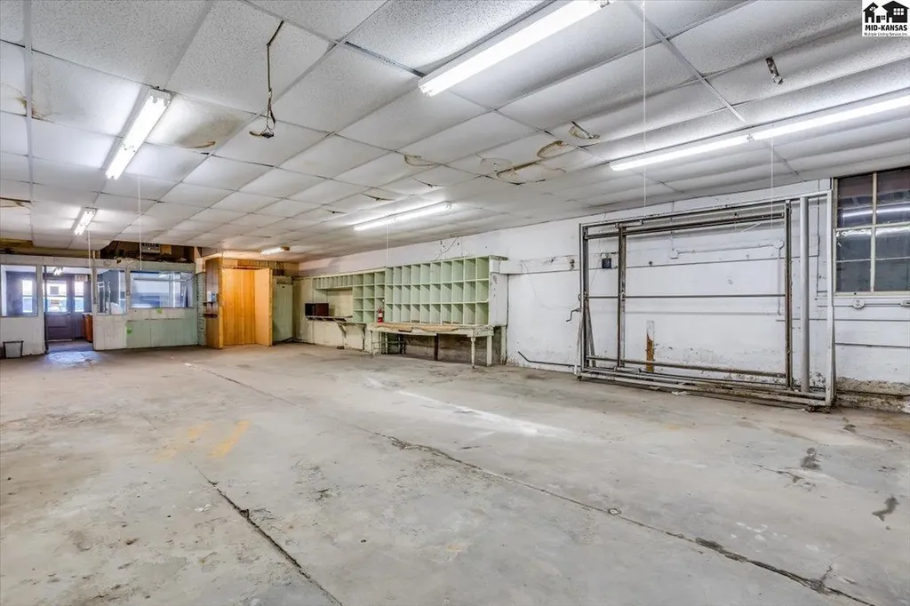 214 S Main Street Mcpherson KS 67460