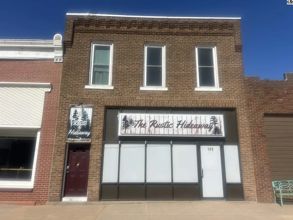 109 S Kansas Avenue Haven KS 67543