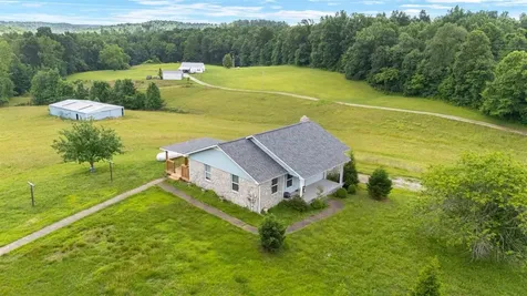 7396 Caneyville Road Morgantown KY 42261