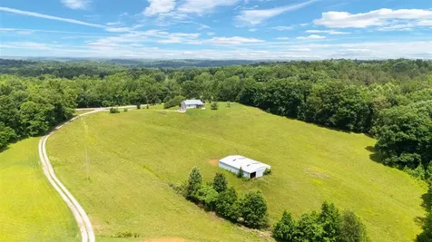 7396 Caneyville Road Morgantown KY 42261