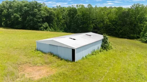 7396 Caneyville Road Morgantown KY 42261