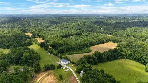 7396 Caneyville Road Morgantown KY 42261