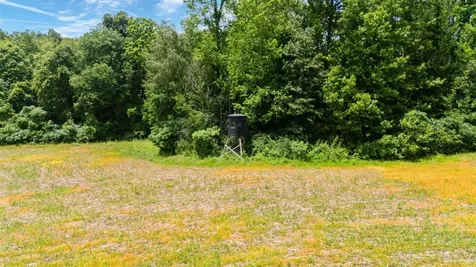7396 Caneyville Road Morgantown KY 42261