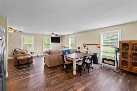 7396 Caneyville Road Morgantown KY 42261