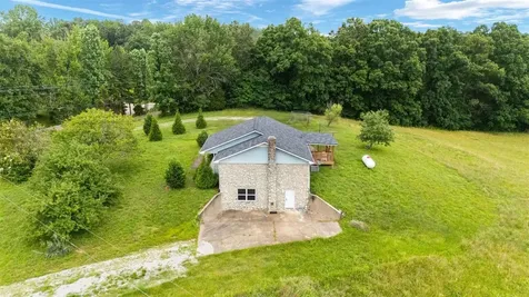 7396 Caneyville Road Morgantown KY 42261