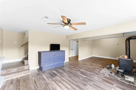 7396 Caneyville Road Morgantown KY 42261